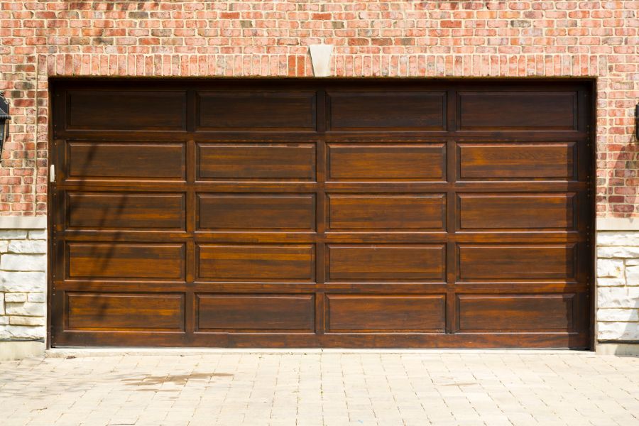 You’re in good hands with Garage Door Repair of Gastonia, your trusted partner for all garage door repair needs in Ranlo, NC.