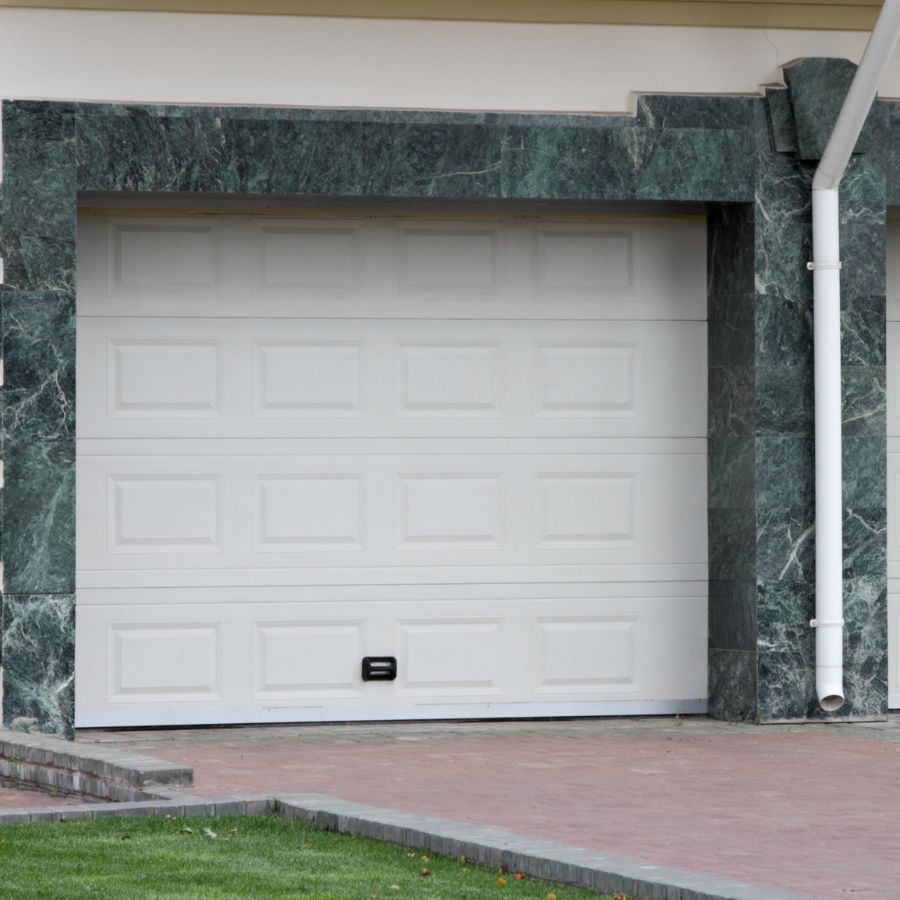 For quality, reliability, and exceptional service, McAdenville residents turn to our garage door services.